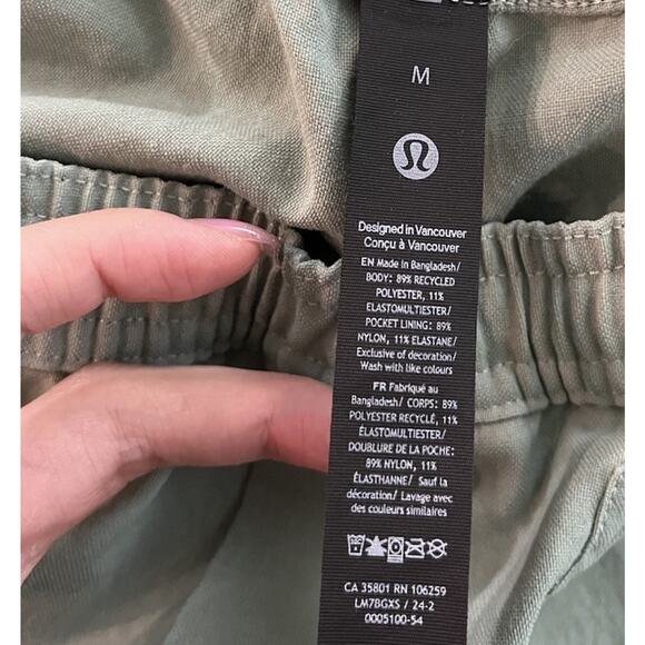 Lululemon Light Green Relaxed-Fit Pull-On 7" Men's Activewear Shorts Size Medium - Picture 4 of 5